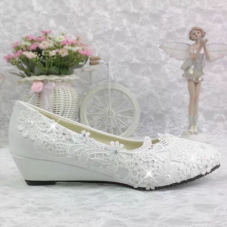 Women's Wedding Shoes Decorative Lace Wedding Low Heels Bridal Shoes, H92