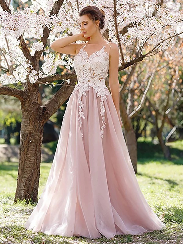 lace sweet sixteen dresses Tulle Lace Quinceanera Dresses Princess Ball Gown Sweet 16 Party Dress Hebebridal