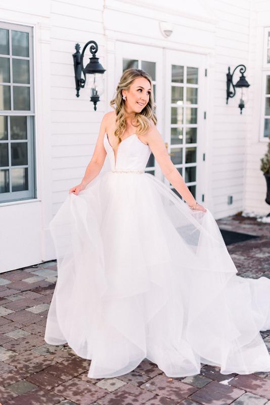 Sweetheart V-neck Long A-line Sleeveless Lace Wedding Dresses,WD748