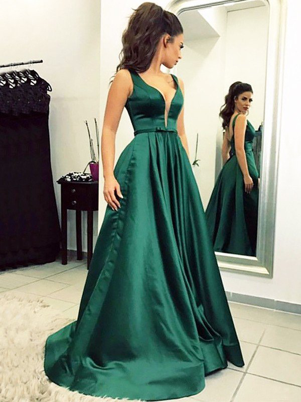 Emerald sales party dress